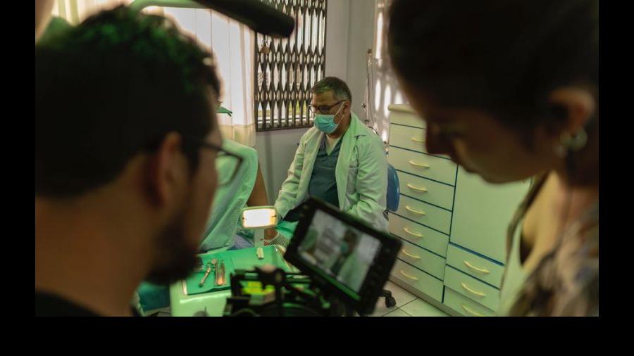 película “La asistente”