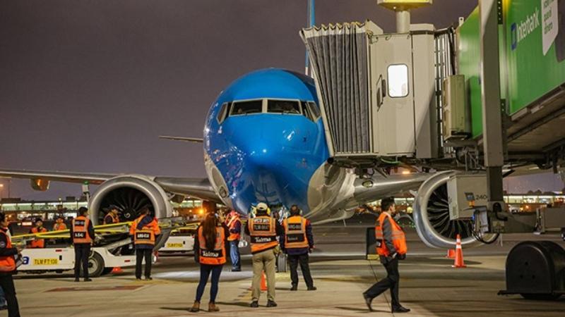 aeropuerto MTC aviones vuelos  TUUA