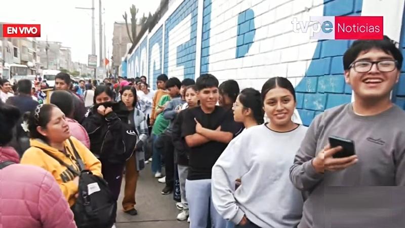 universitarios el agustino beca 18 postulantes examen de admisión