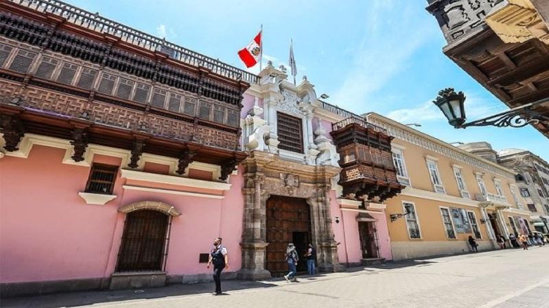 cancillería peruanos carreteras bolivia