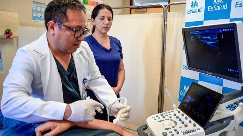 EsSalud ecógrafo