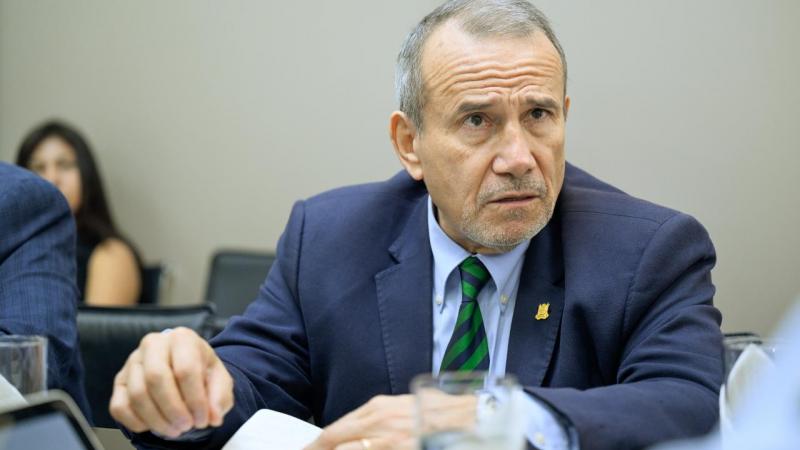 Canciller Elmer Schialer