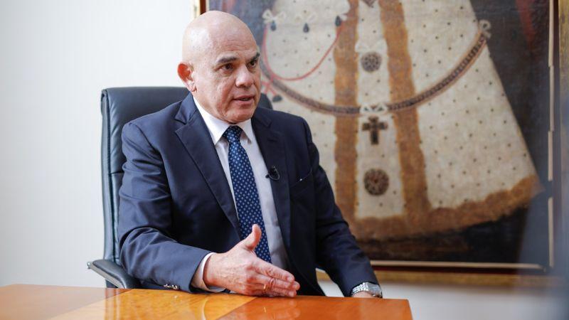 Premier Ernesto Álvarez