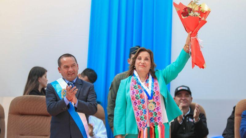 Presidenta Dina Boluarte Presidenta Dina Boluarte