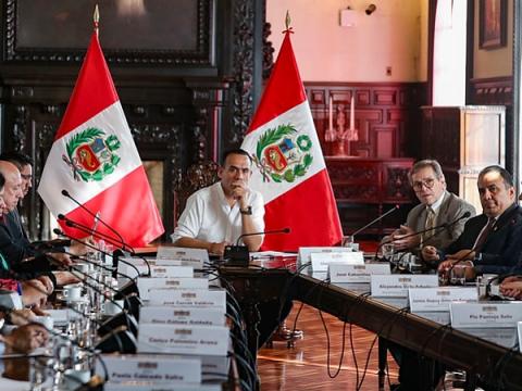 presidente jerí gremios empresarios