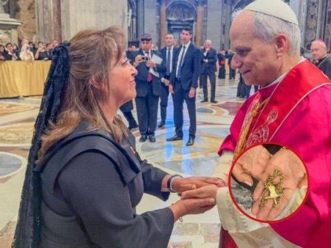 Dina Boluarte papa León XIV