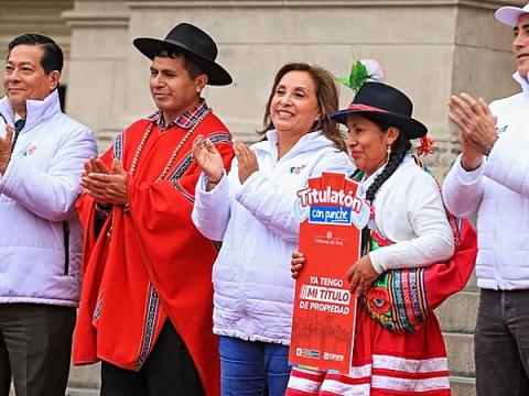 dina boluarte título de propiedad